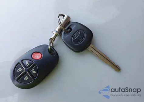 2009 Toyota Sienna Le from USA, damaged, VIN 5TDZK23C19S287149